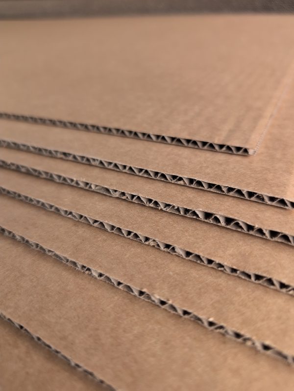4mm kartonas C vienpusis kraft